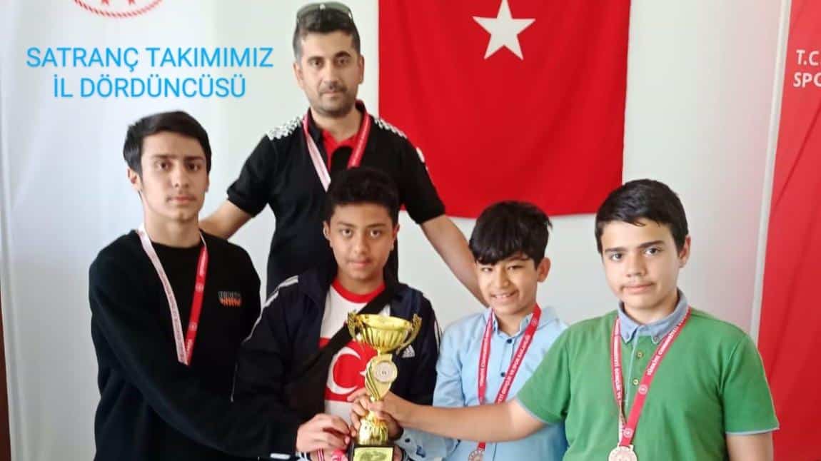 OKUL SATRANÇ TAKIMIMIZ İL DÖRDÜNCÜSÜ 